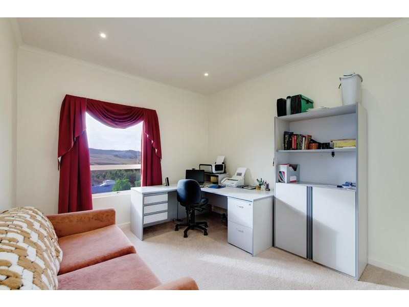 9 Lambert Court, Mount Barker SA 5251