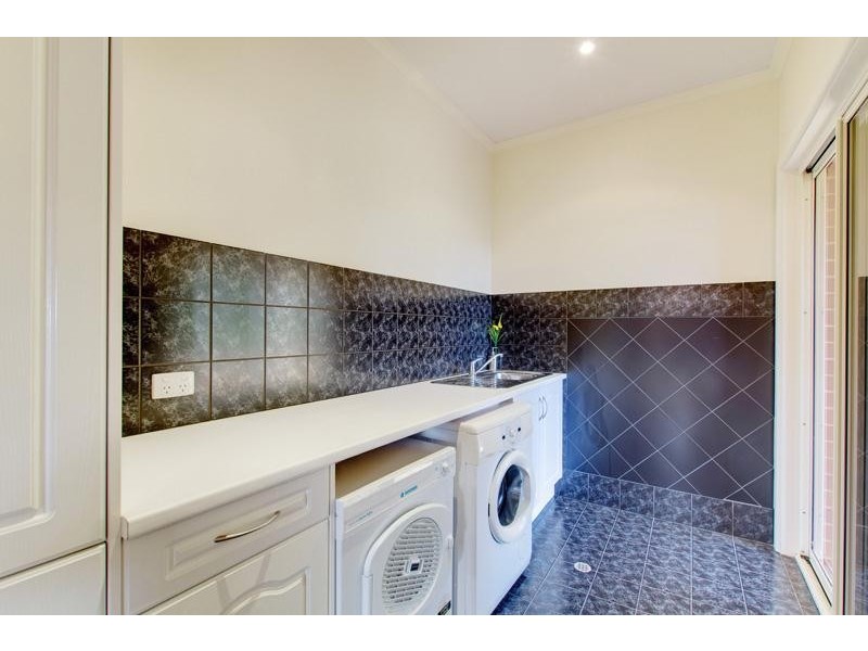 9 Lambert Court, Mount Barker SA 5251