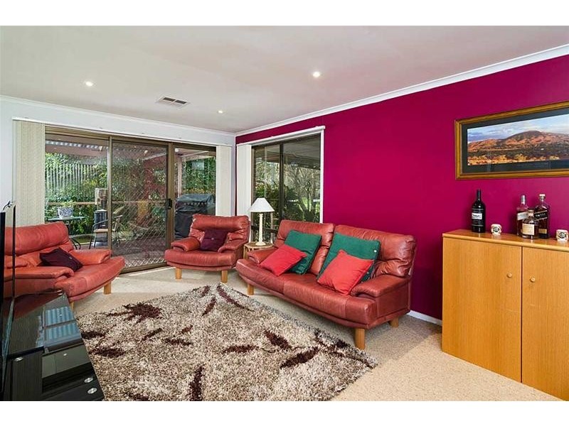 22 Manor Crescent, Mount Barker SA 5251