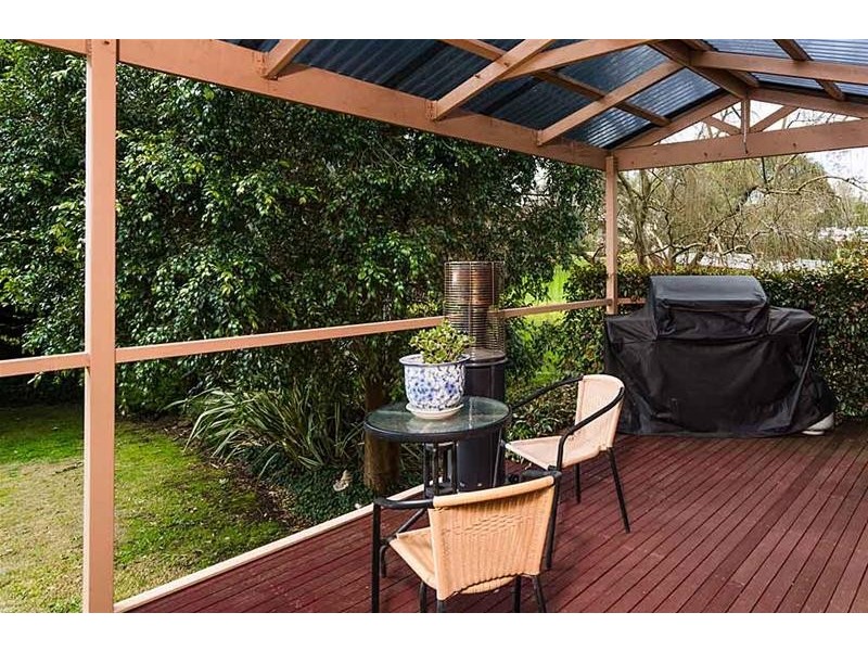 22 Manor Crescent, Mount Barker SA 5251