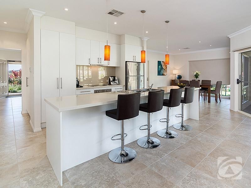 100 Burnbank Way, Mount Barker SA 5251