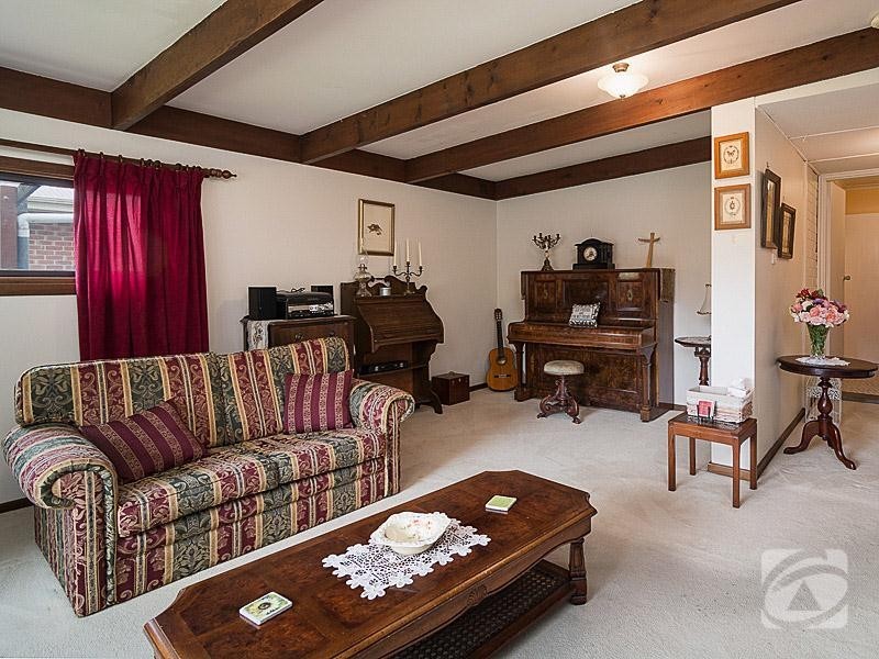 14 Daw Avenue, Mount Barker SA 5251