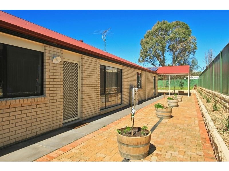 23 Lewis Avenue, Mount Barker SA 5251
