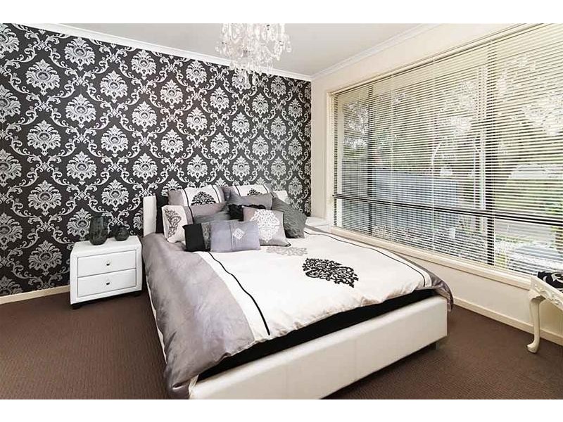 2 Queen Street, Mount Barker SA 5251