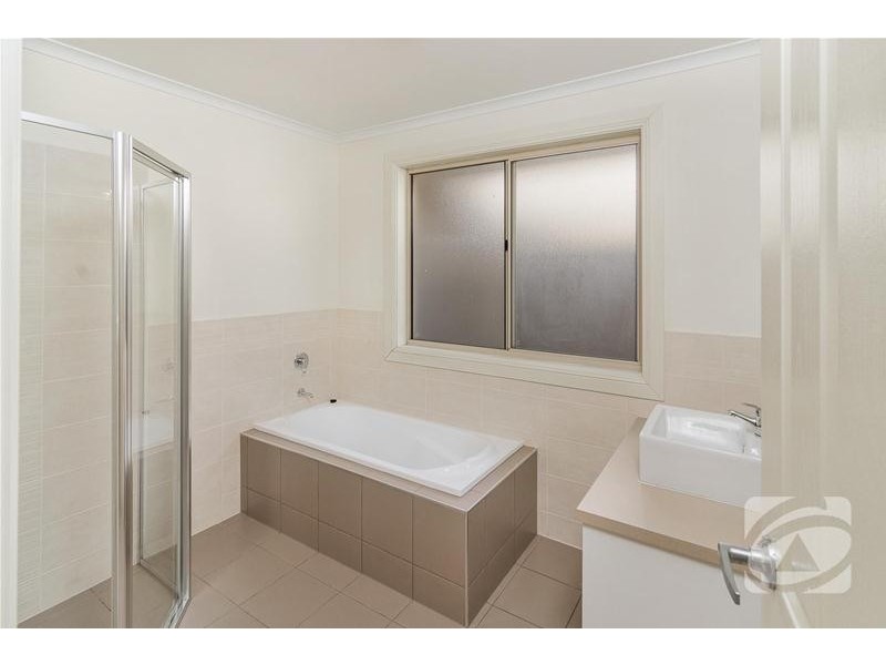 1b Armstrong Street, Mount Barker SA 5251