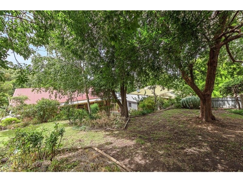 17 Maurice Road, Mount Barker SA 5251