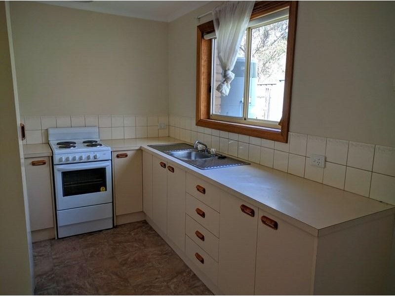 1/8 Douglas Drive, Mount Barker SA 5251