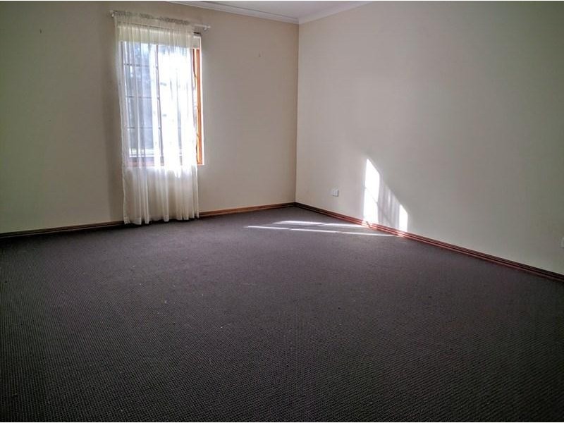 1/8 Douglas Drive, Mount Barker SA 5251