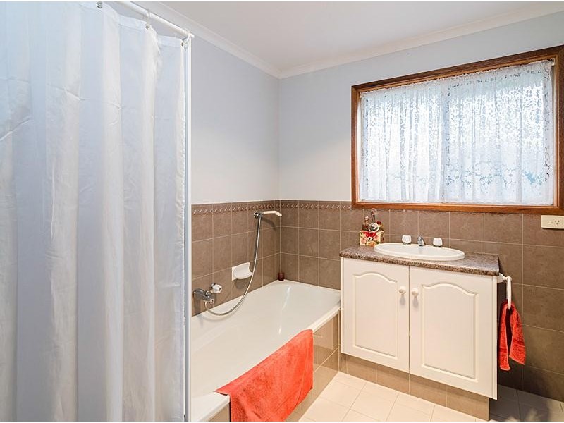 25 Rebecca Street, Wellington East SA 5259