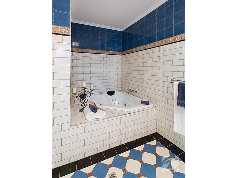 14 Hill Street, Mount Barker SA 5251