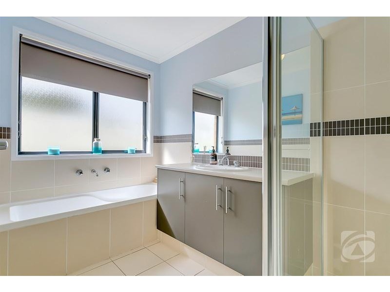 13 Atlantic Road, Mount Barker SA 5251