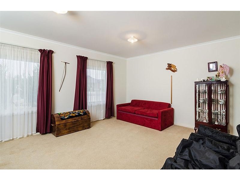 34 Strathmont Drive, Strathalbyn SA 5255