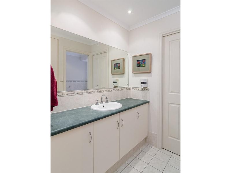 34 Strathmont Drive, Strathalbyn SA 5255