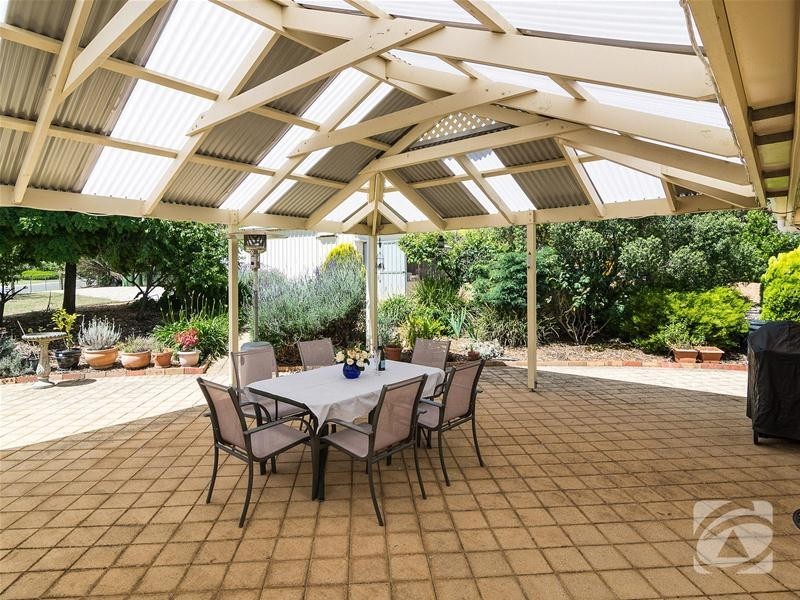 64 Burnbank Way, Mount Barker SA 5251