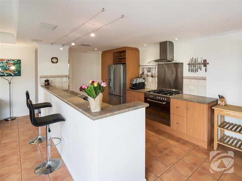 64 Burnbank Way, Mount Barker SA 5251