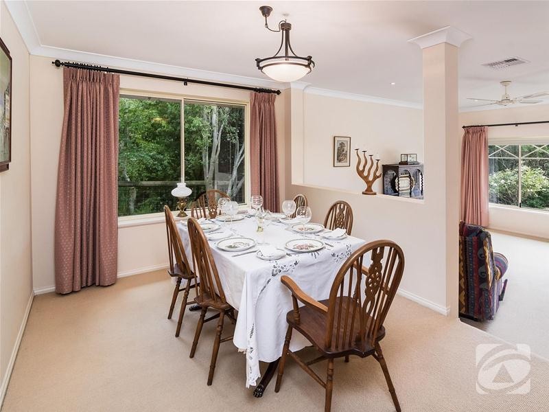 64 Burnbank Way, Mount Barker SA 5251