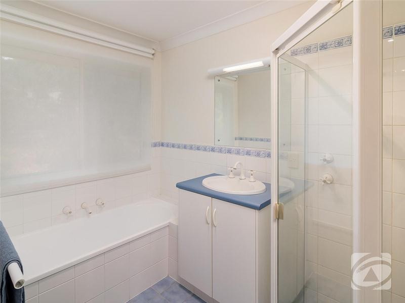 64 Burnbank Way, Mount Barker SA 5251