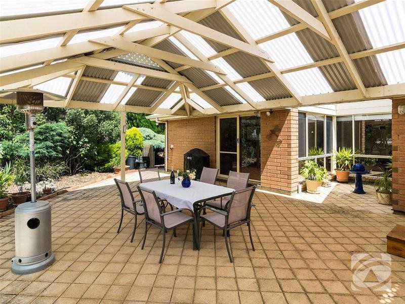 64 Burnbank Way, Mount Barker SA 5251