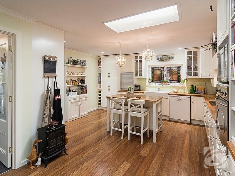 6 Third Avenue, Bridgewater SA 5155