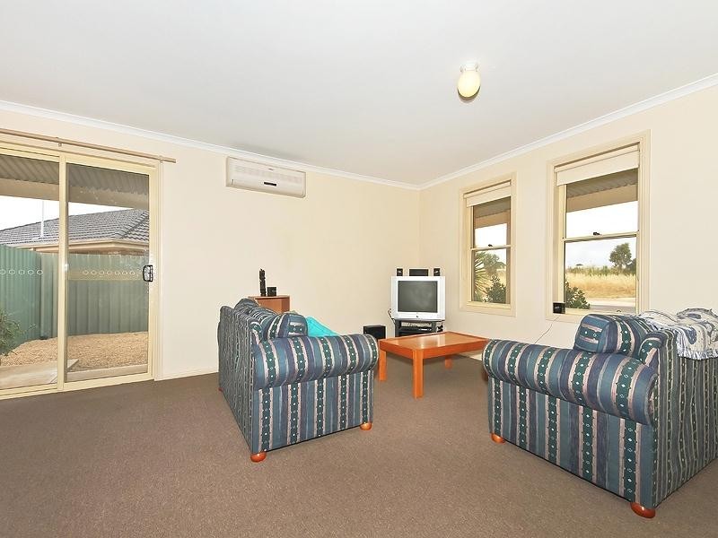 46 Strathmont Drive, Strathalbyn SA 5255