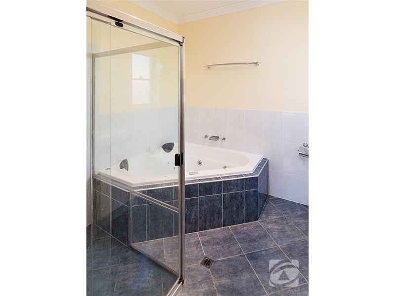 1 Taramore Close, Littlehampton SA 5250