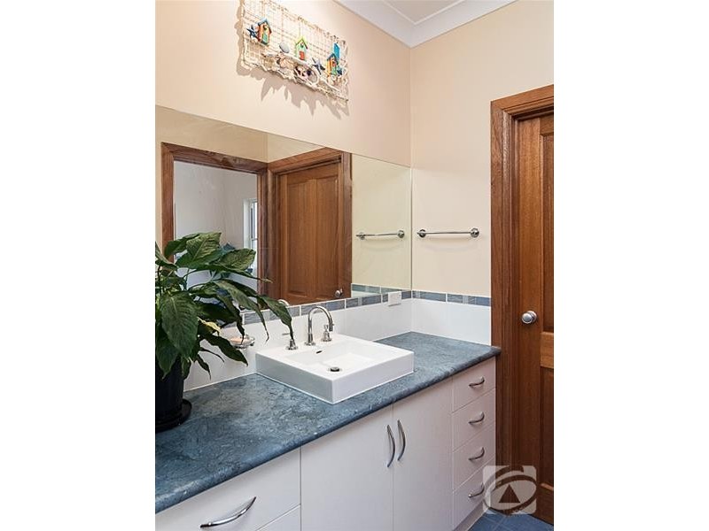 1 Taramore Close, Littlehampton SA 5250