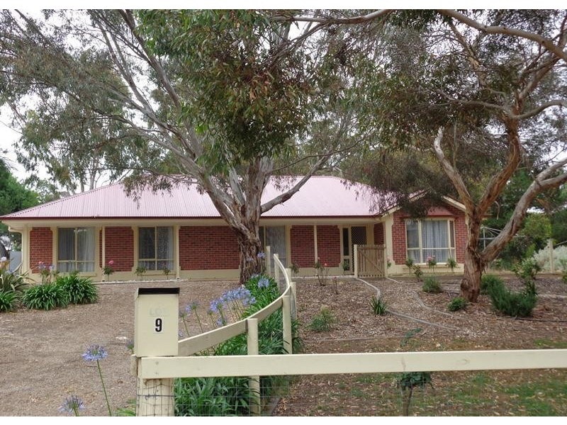 9 Harrogate Road, Harrogate SA 5244