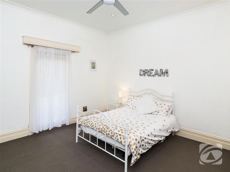 8 Childs Road, Mount Barker SA 5251