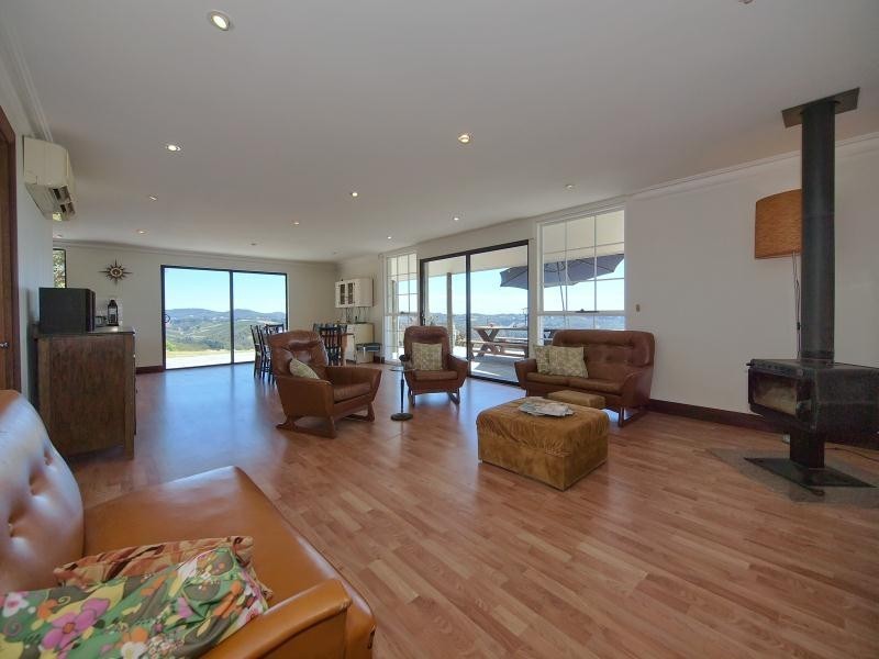 275 Deviation Road, Carey Gully SA 5144