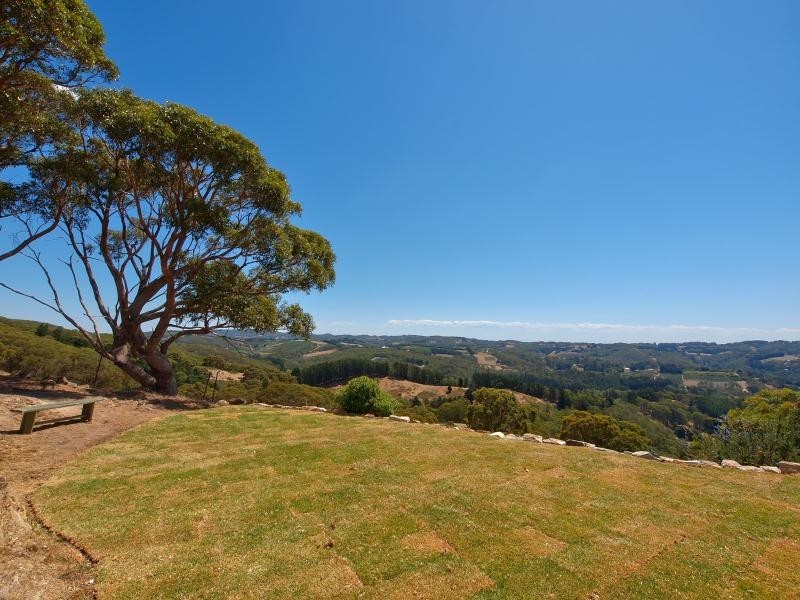 275 Deviation Road, Carey Gully SA 5144