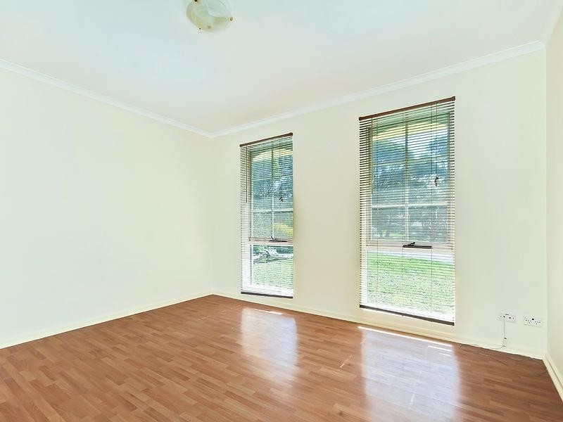 20 Fry Street, Mount Barker SA 5251