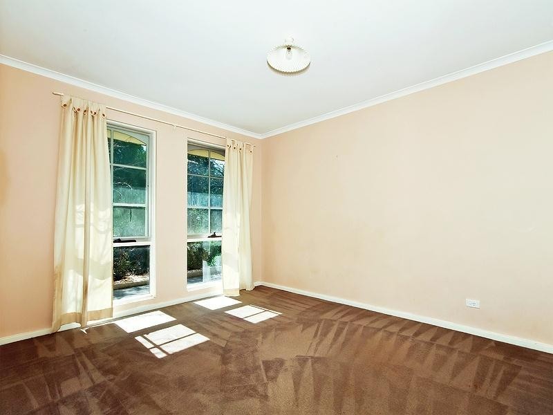 20 Fry Street, Mount Barker SA 5251