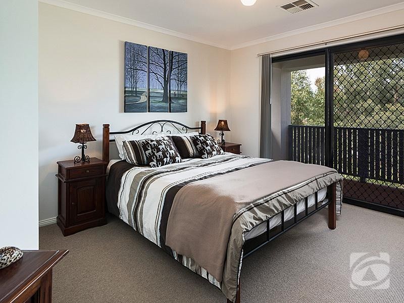 9 London Court, Mount Barker SA 5251