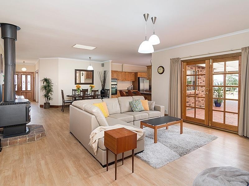 44 Claret Ash Drive, Mount Barker SA 5251