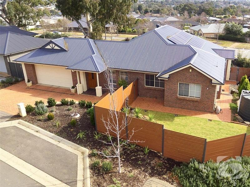 2 Hallmark Court, Mount Barker SA 5251