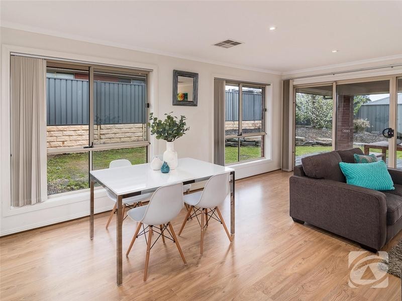 17 Carlson Street, Mount Barker SA 5251