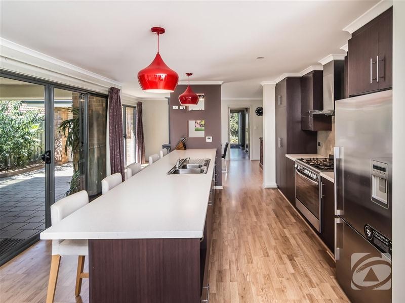 25 Downing Street, Mount Barker SA 5251