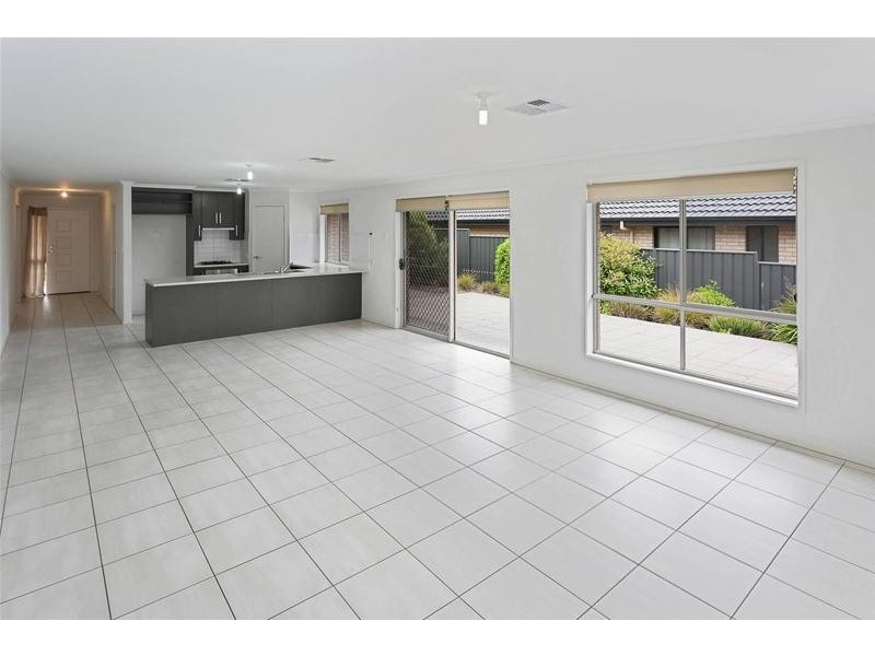 4 West Parkway, Mount Barker SA 5251