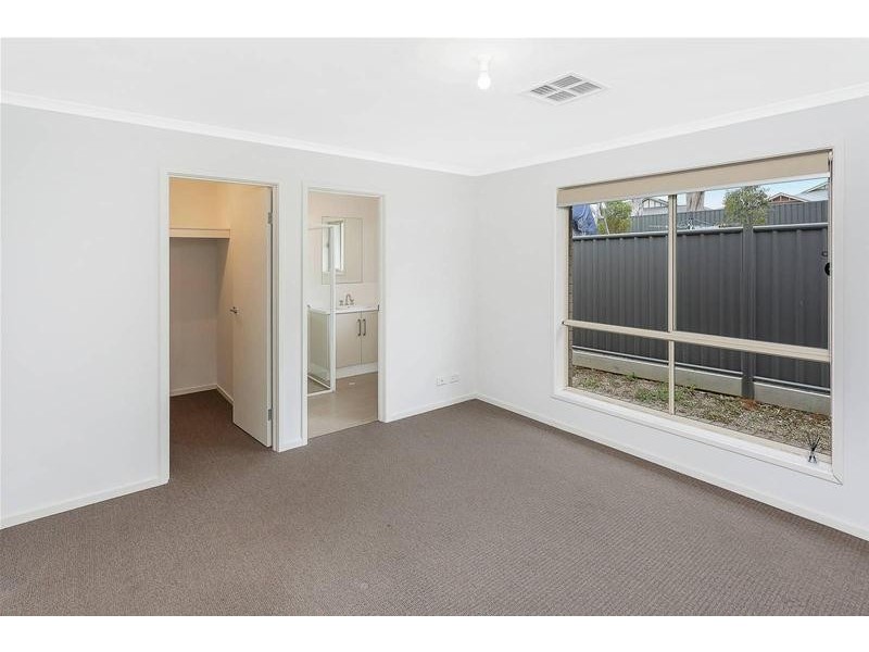 4 West Parkway, Mount Barker SA 5251