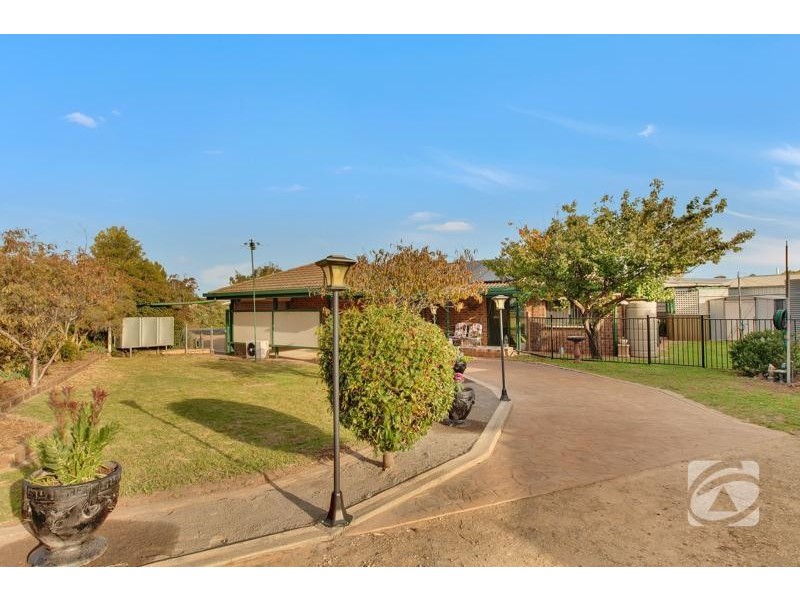 24 Ameroo Avenue, Milang SA 5256