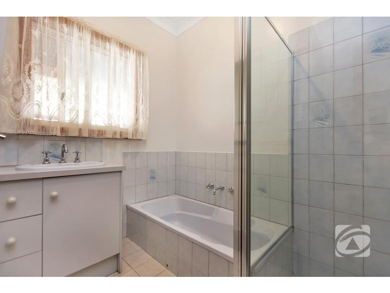 14 Liverpool Drive, Strathalbyn SA 5255