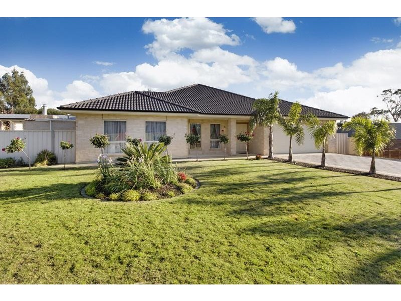 14 Pontiac Road, Mount Barker SA 5251