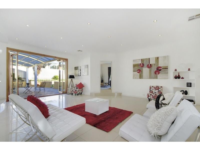 14 Pontiac Road, Mount Barker SA 5251