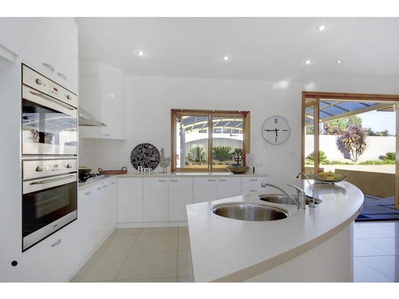 14 Pontiac Road, Mount Barker SA 5251