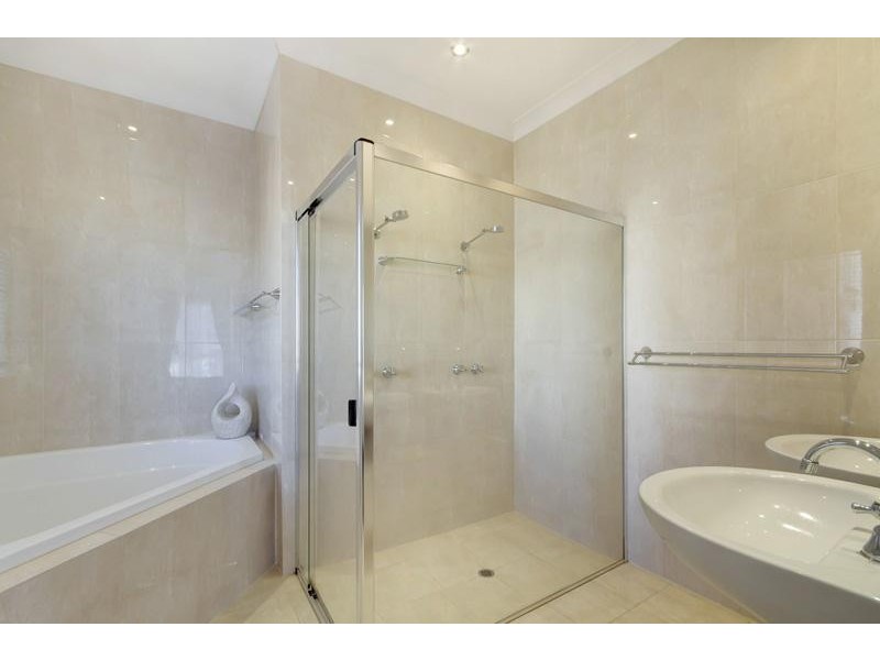 14 Pontiac Road, Mount Barker SA 5251