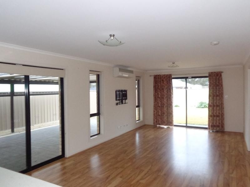 27 Highland Street, Mount Barker SA 5251