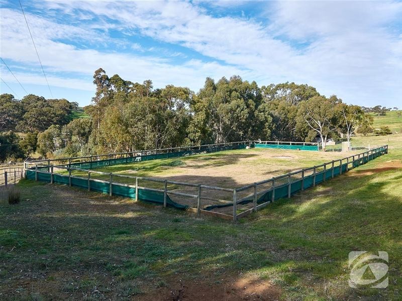 192 Broadbent Road, Macclesfield SA 5153