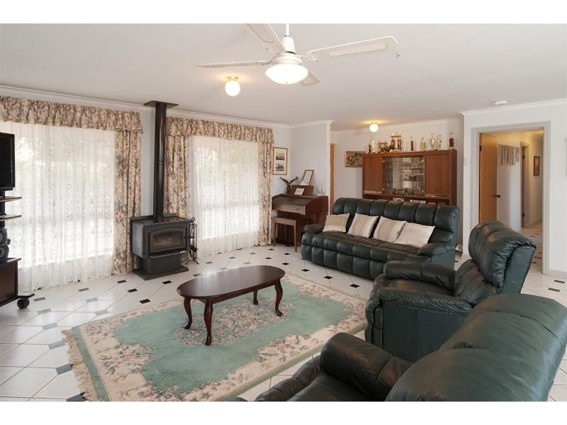 17 Sutton Court, Meadows SA 5201