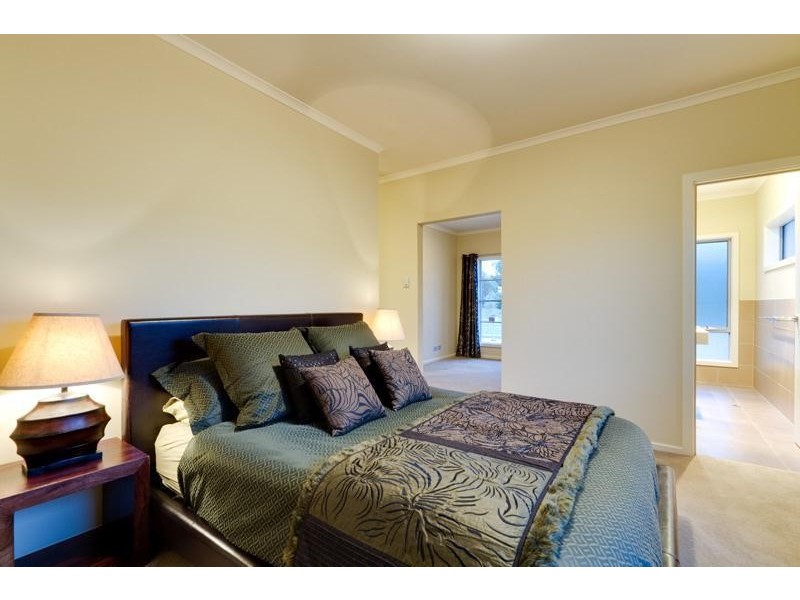 14 Barton Circuit, Mount Barker SA 5251