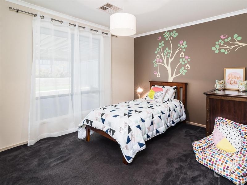 9 Laver Street, Mount Barker SA 5251